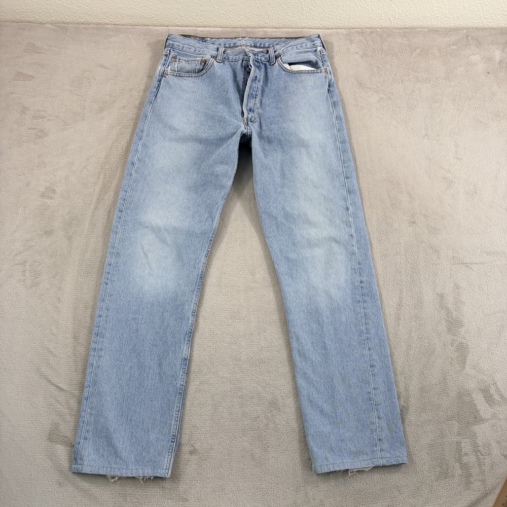 Vintage Levis 501 Jeans Men 33x32 (Tag 34x36) Blue Denim Button Fly Made n Spain